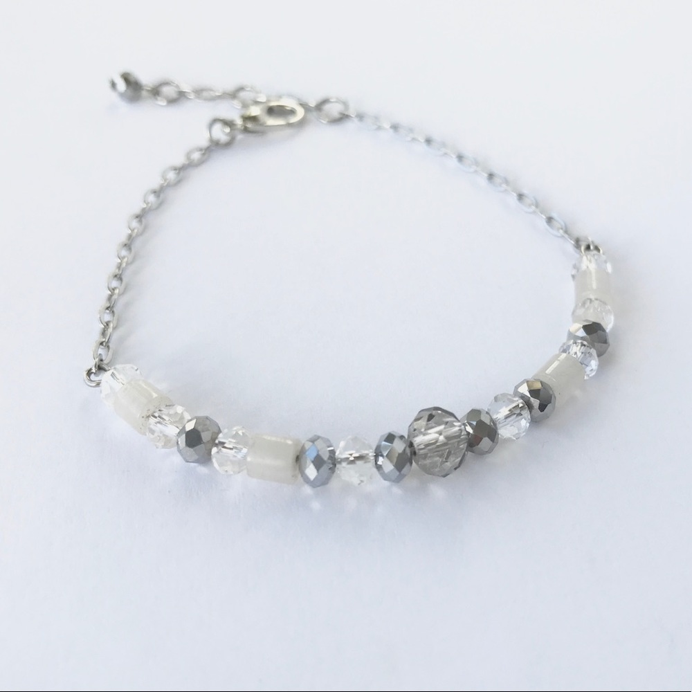 NWT ✨ White Jade and Black Diamond Silver Bracelet